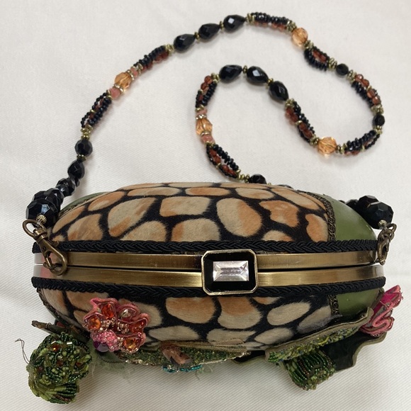 Mary Frances vintage beaded purse - Picture 7 of 16